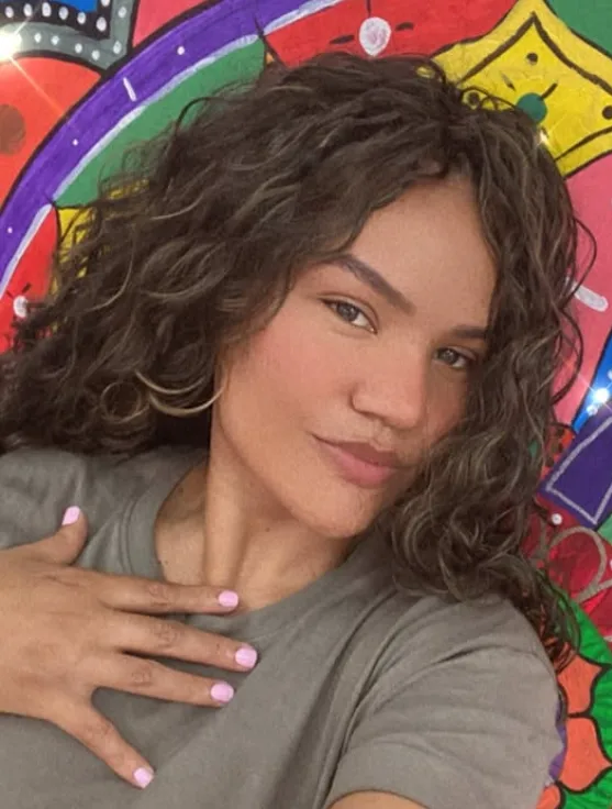 Merlin Dayana — Técnica en masaje terapéutico en Sevilla